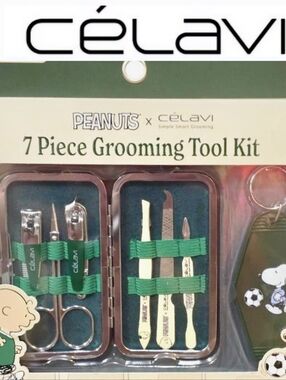 Celavi X Peanuts 7-PC Grooming Tool Kit